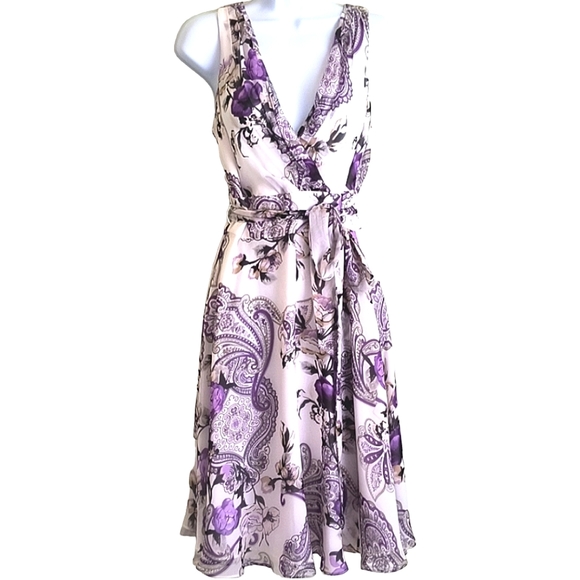 White House Black Market Dresses & Skirts - NWT White House Black Market Flowing Lilac Paisley Sundress Size 8